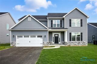 153 Bentley Drive, Perrysburg, OH 43551