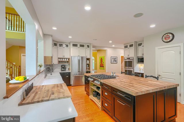 4325 BUCKSKIN WOOD DR, Ellicott City, MD 21042