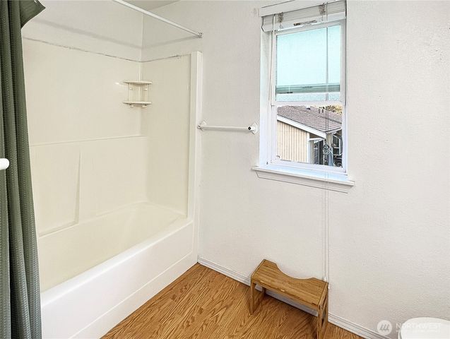 10701 Glenwood Drive SW, Lakewood, WA 98498