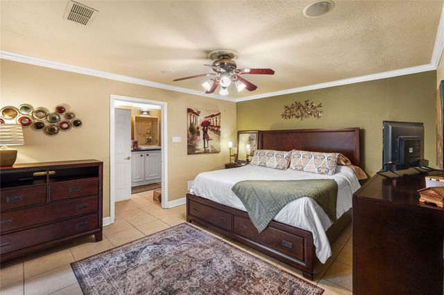2026 Briargreen Drive, Houston, TX 77077