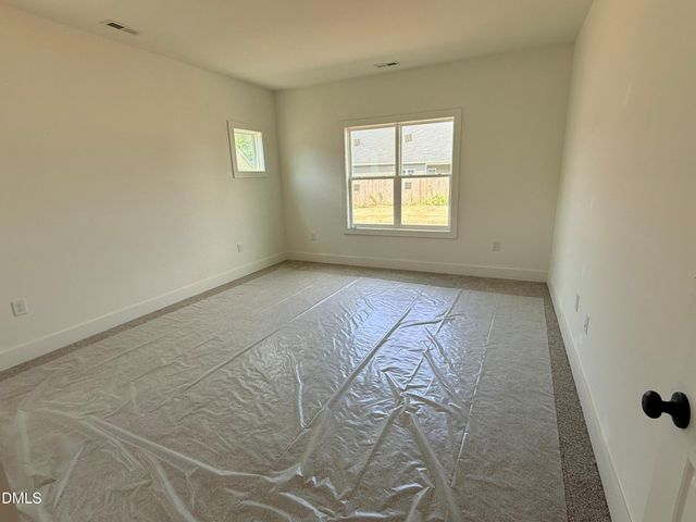 16 Loganberry Avenue, Bunnlevel, NC 28323