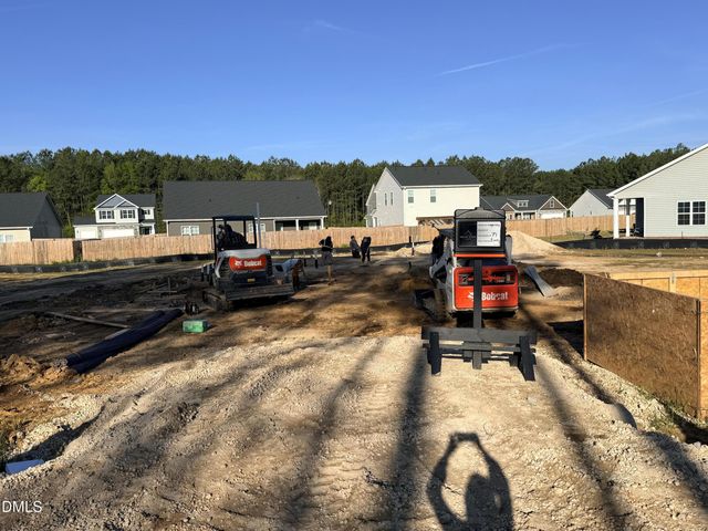 16 Loganberry Avenue, Bunnlevel, NC 28323