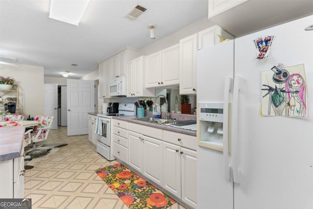 1470 Staci Drive UNIT 302, Greensboro, GA 30642