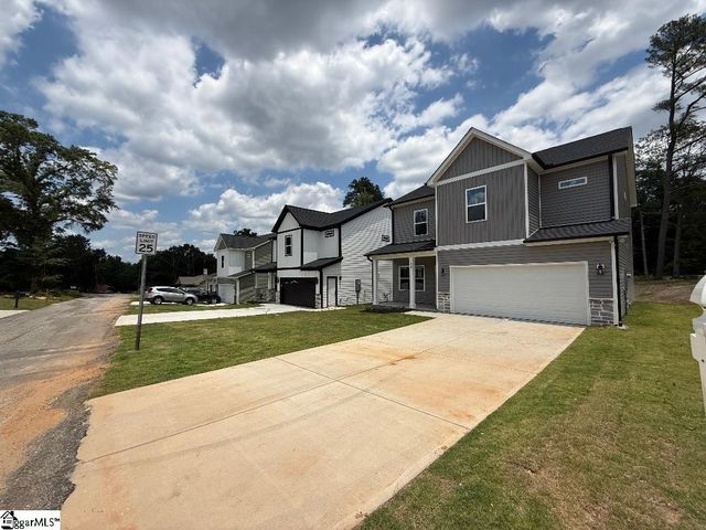 88 Wilson Street, Greer, SC 29651