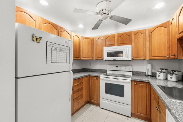 154 Piedmont D, Delray Beach, FL 33484