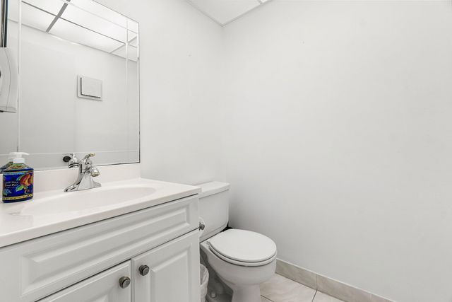 154 Piedmont D, Delray Beach, FL 33484