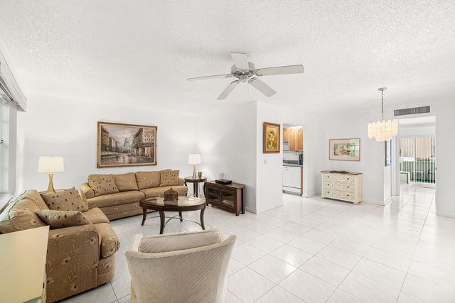 154 Piedmont D, Delray Beach, FL 33484