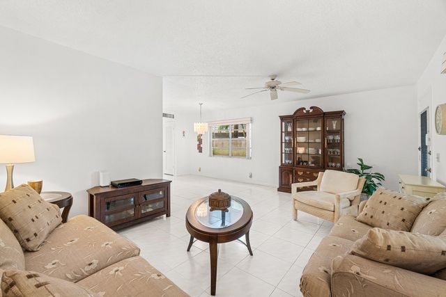154 Piedmont D, Delray Beach, FL 33484