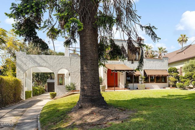 1045 New York Drive, Altadena, CA 91001