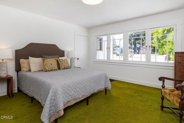 1045 New York Drive, Altadena, CA 91001