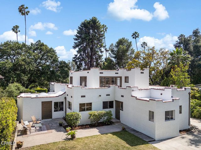 1045 New York Drive, Altadena, CA 91001