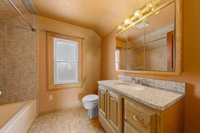 112 5th Street SE, Montgomery, MN 56069