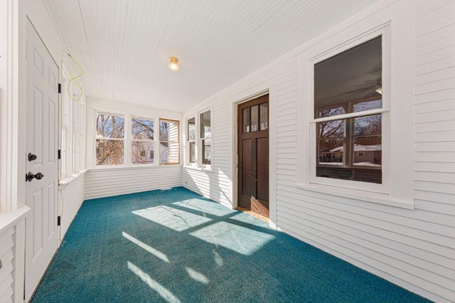 112 5th Street SE, Montgomery, MN 56069