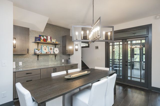 1620 Ordway Pl, Nashville, TN 37206