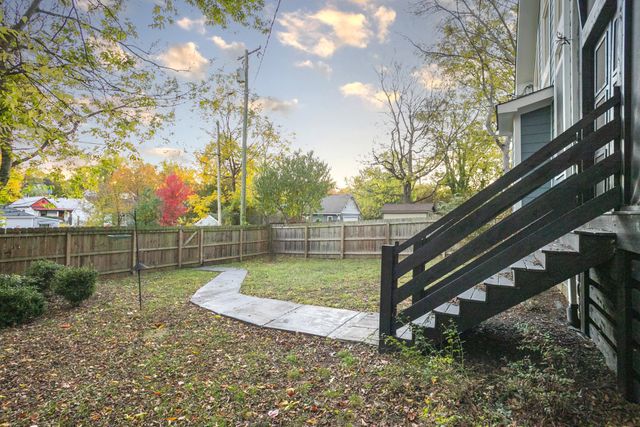 1620 Ordway Pl, Nashville, TN 37206