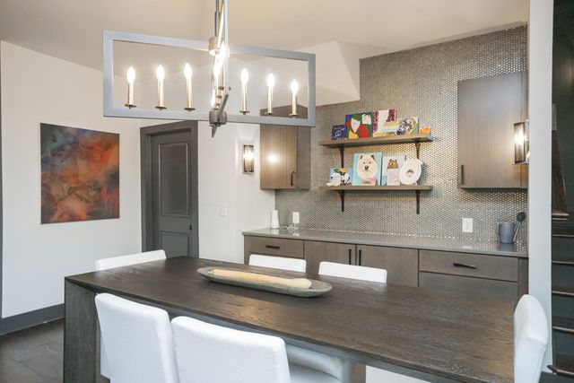 1620 Ordway Pl, Nashville, TN 37206