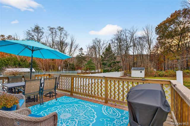 91 Velie Road, Lagrangeville, NY 12540