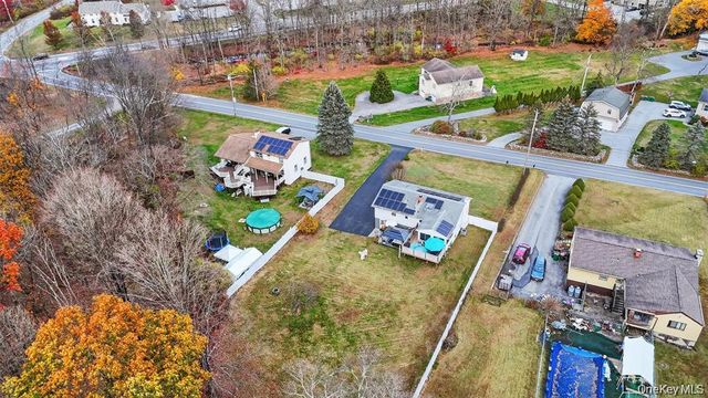 91 Velie Road, Lagrangeville, NY 12540