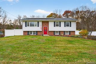 91 Velie Road, Lagrangeville, NY 12540