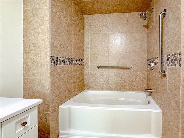 543 N THORPE AVENUE, Orange City, FL 32763