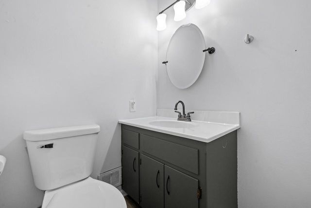 S67W13820 Hardwicke PLACE, Muskego, WI 53150