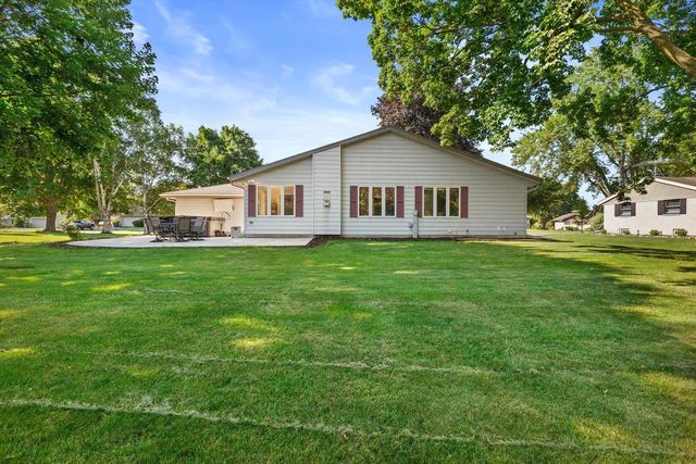 S67W13820 Hardwicke PLACE, Muskego, WI 53150