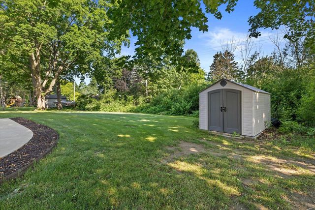 S67W13820 Hardwicke PLACE, Muskego, WI 53150