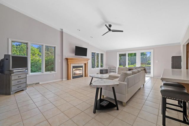 S67W13820 Hardwicke PLACE, Muskego, WI 53150