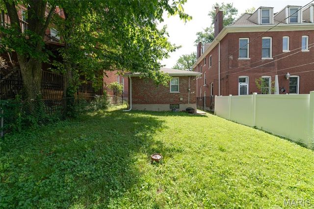 3627 Ohio Avenue, St Louis, MO 63118