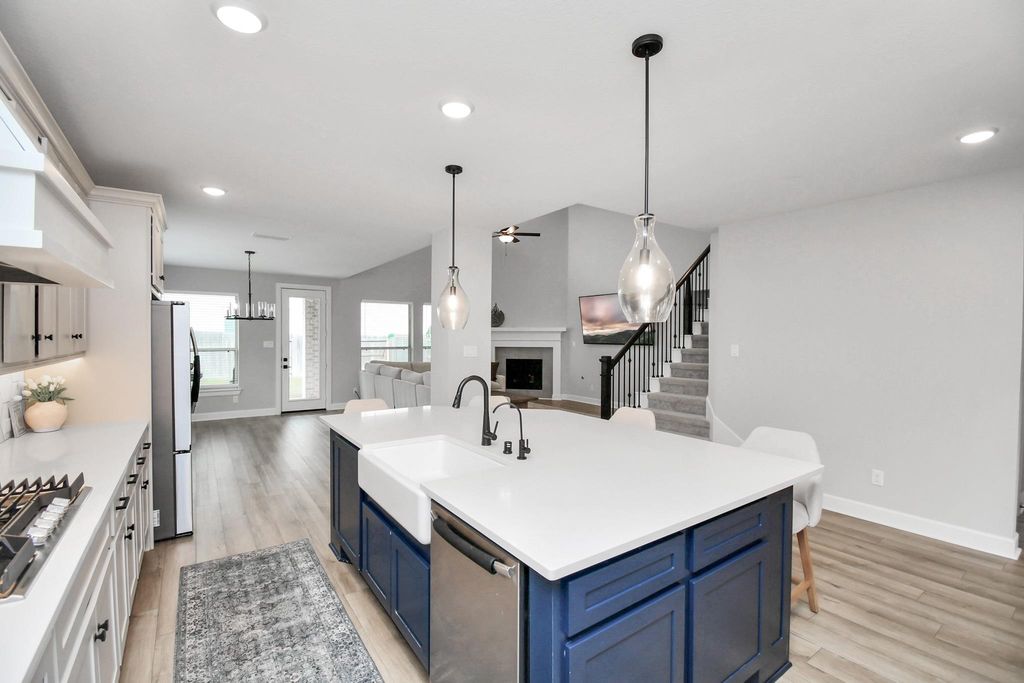 Image 11 of property listing at 2006 Ruby Creek Court, Richmond, TX 77469