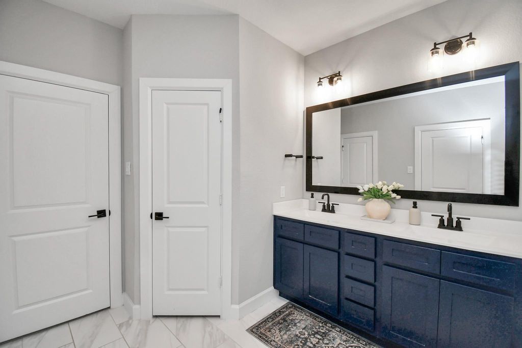 Image 26 of property listing at 2006 Ruby Creek Court, Richmond, TX 77469