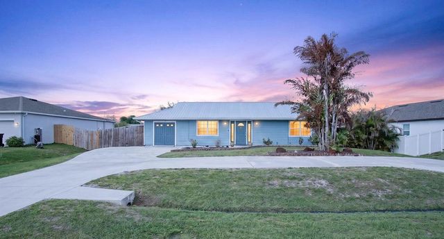 1146 SW Del Rio Boulevard, Port St. Lucie, FL 34953