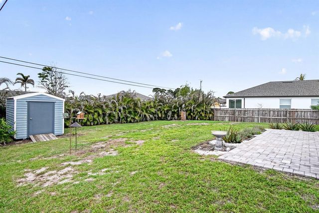 1146 SW Del Rio Boulevard, Port St. Lucie, FL 34953