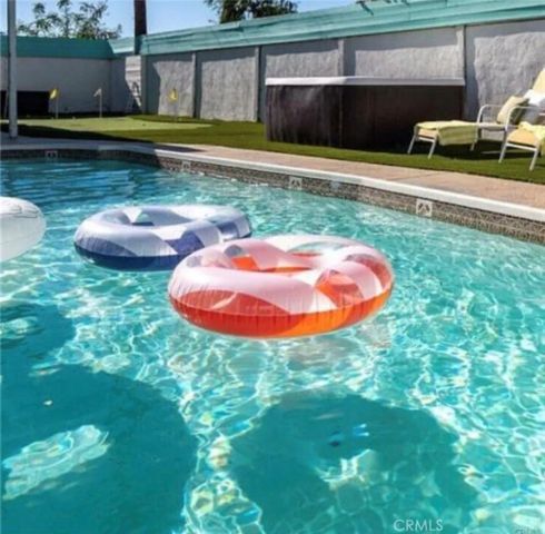 82320 Kenner, Indio, CA 92201