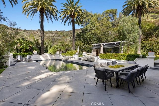 1756 Clear View Drive, Beverly Hills, CA 90210