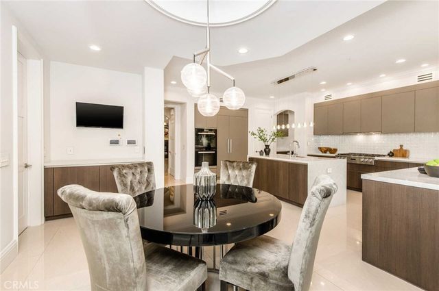 1756 Clear View Drive, Beverly Hills, CA 90210