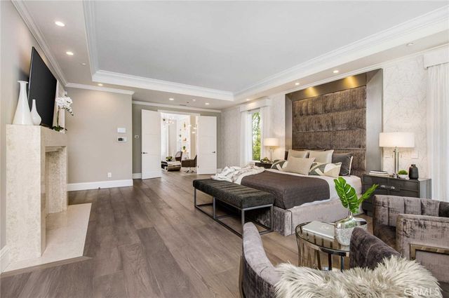 1756 Clear View Drive, Beverly Hills, CA 90210