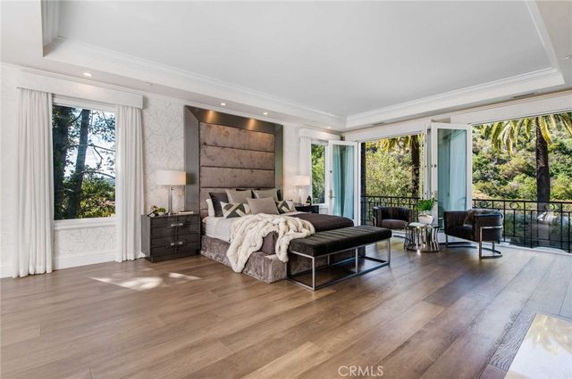 1756 Clear View Drive, Beverly Hills, CA 90210