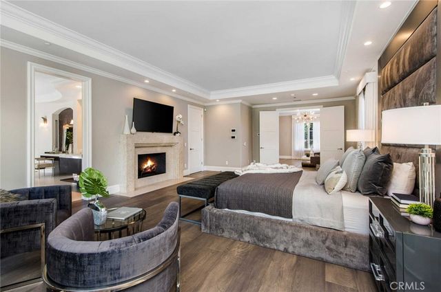 1756 Clear View Drive, Beverly Hills, CA 90210