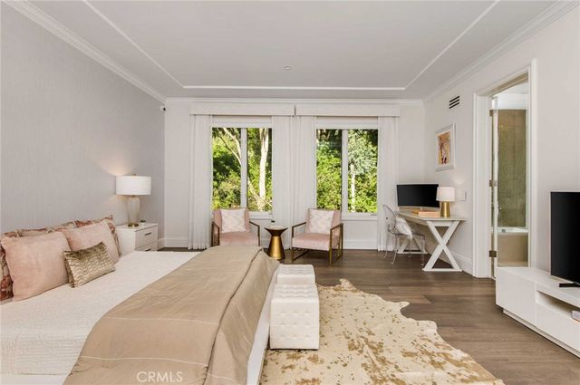 1756 Clear View Drive, Beverly Hills, CA 90210