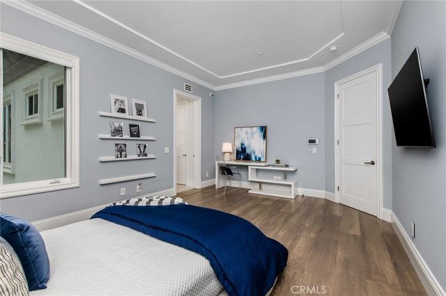 1756 Clear View Drive, Beverly Hills, CA 90210