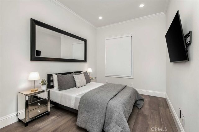 1756 Clear View Drive, Beverly Hills, CA 90210