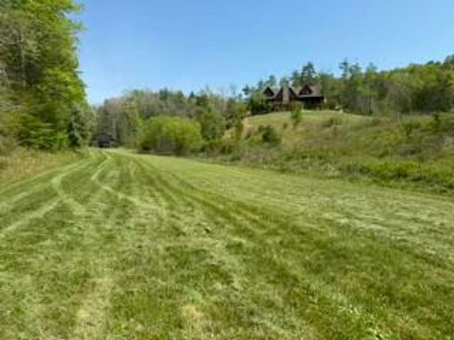 431 Harold Luke Road, Campton, KY 41301