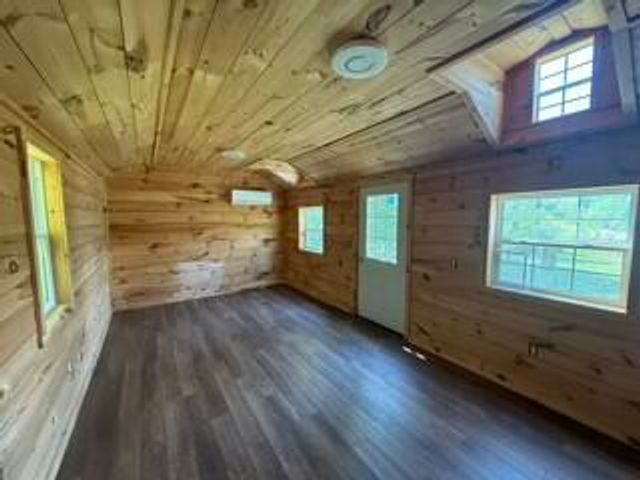 431 Harold Luke Road, Campton, KY 41301