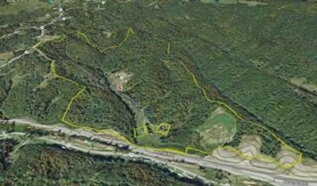 431 Harold Luke Road, Campton, KY 41301