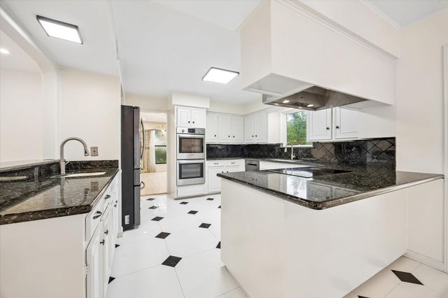 11803 Durrette Drive, Houston, TX 77024