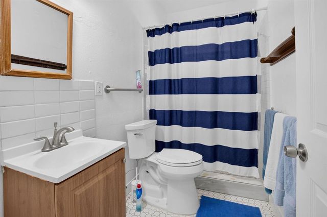 806 NE 2nd Avenue, Delray Beach, FL 33444