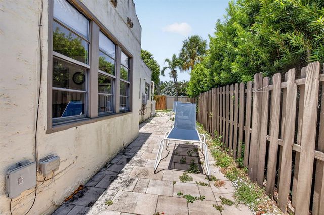 806 NE 2nd Avenue, Delray Beach, FL 33444