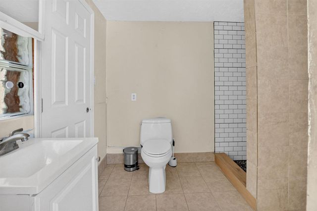 806 NE 2nd Avenue, Delray Beach, FL 33444