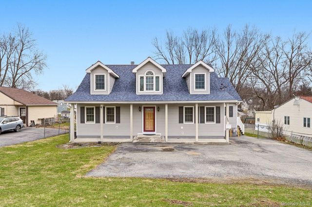 186 Violet Avenue, Poughkeepsie, NY 12601